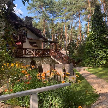 Przystanek Zofiowka Hotel Тушен Екстериор снимка