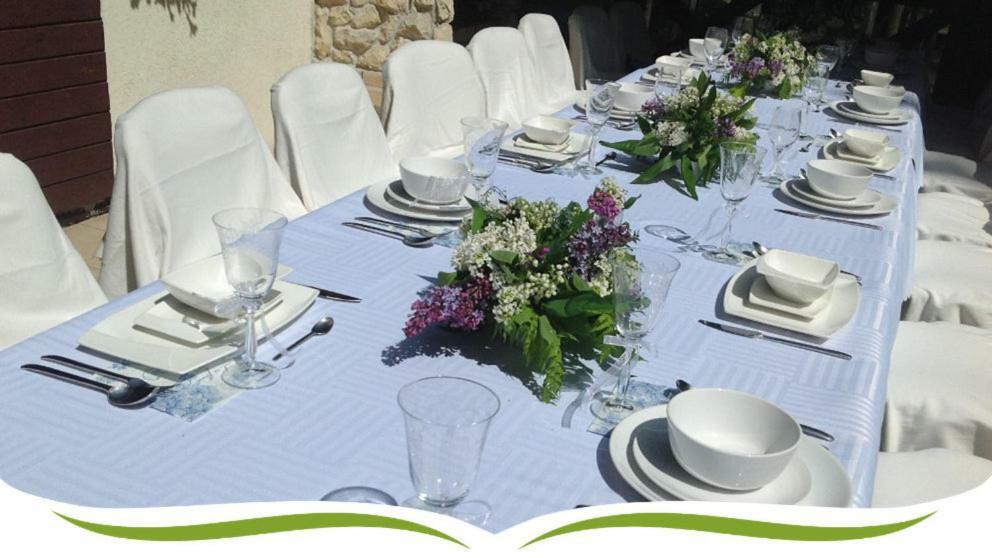 Przystanek Zofiowka Hotel Тушен Екстериор снимка